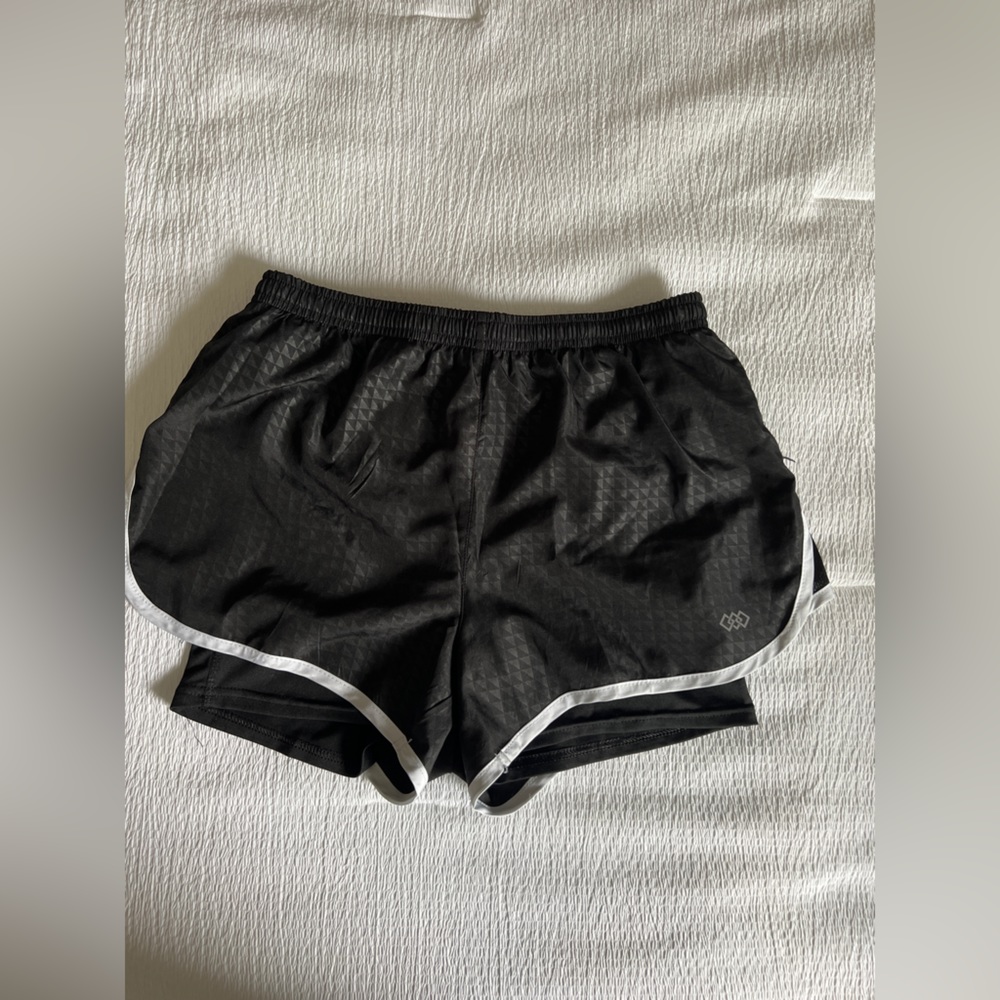Running shorts